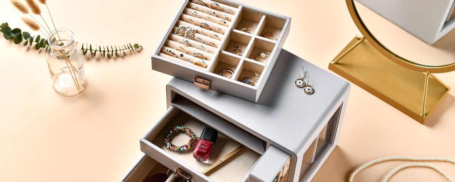 jewelry drawer, jewelry drawer organizer, custom jewelry drawer, jewelry boxes