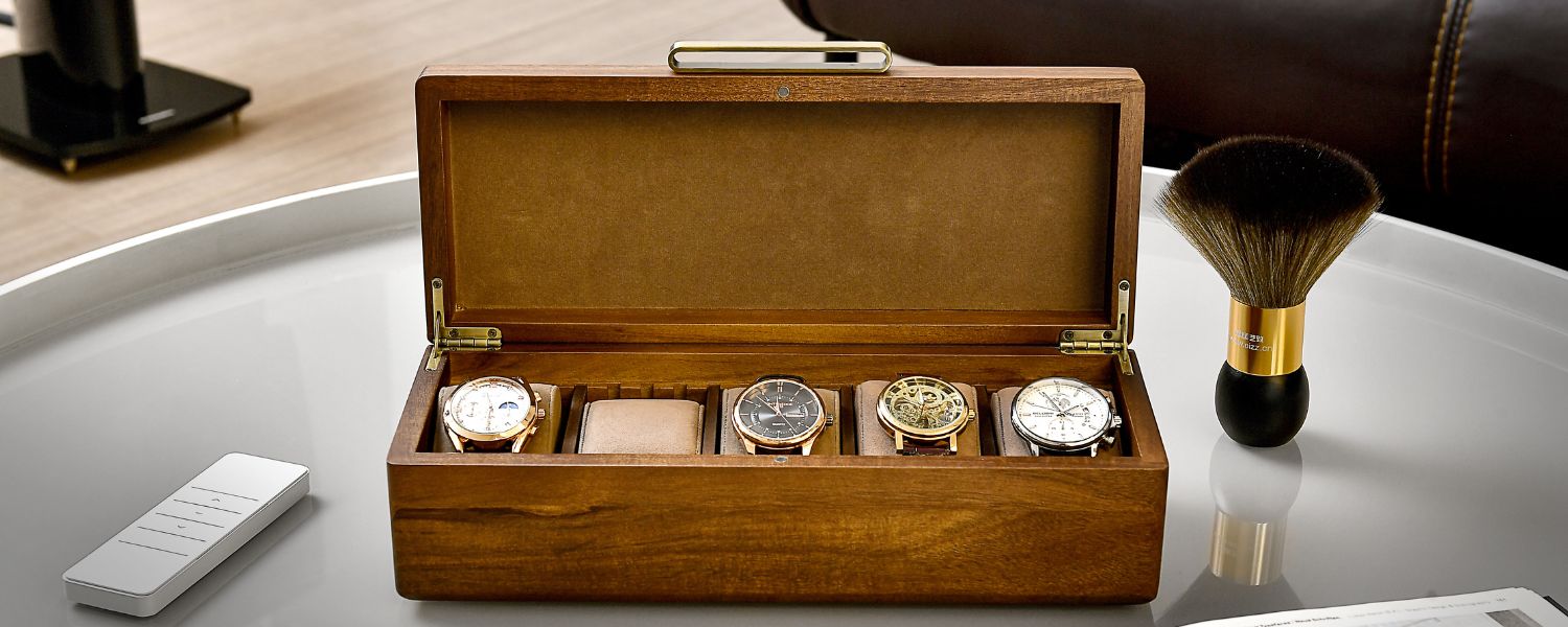 how to store watches long term, how to store watches in a watch box, best way to store your watches, best way to store your watches long term, best way to store your watches in watch box
