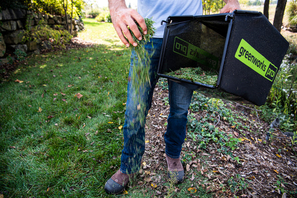 Greenworks bagging grass clippings