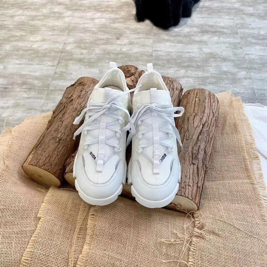 DIOR D-CONNECT SNEAKER