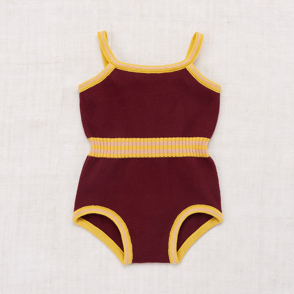 costume swimming costume