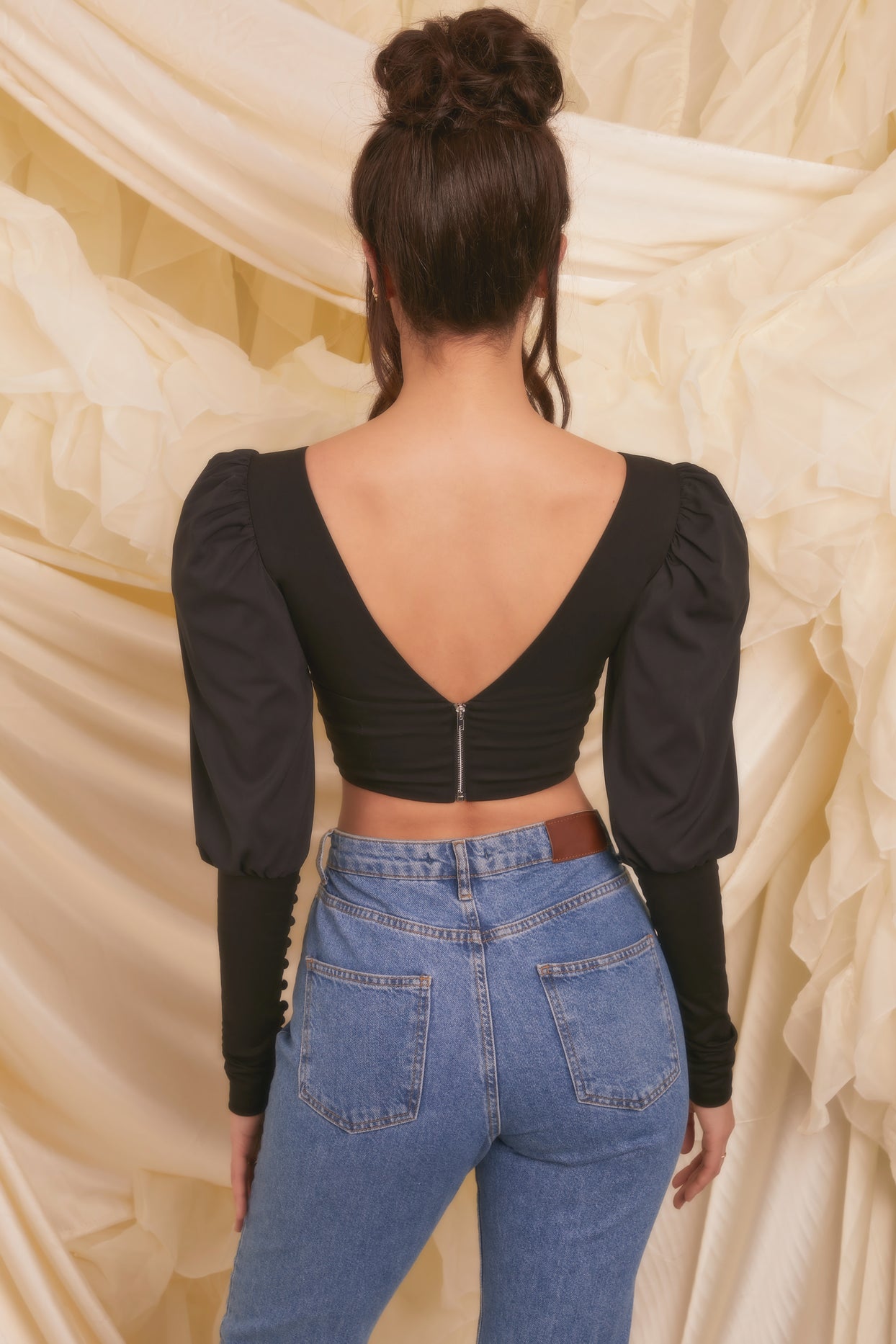 Diamond Heart Plunge Neck Puff Sleeve Crop Top in Black | Oh Polly