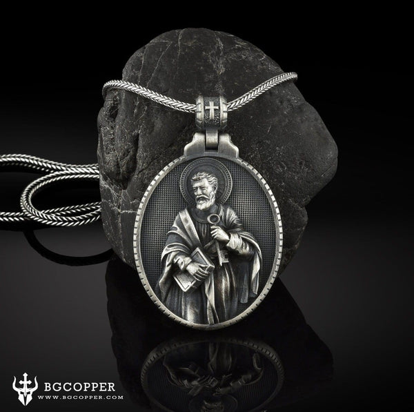 St. Anthony of Padua Necklace/The patron saint of lost and stolen