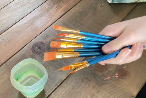 the creativity city paintbrushes the creativity city paintbrush Blue-handled paintbrushes Blue handled paintbrushes AROIC paintbrushes Aroic paintbrushes Inexpensive paintbrushes Cheap beginners paintbrushes $5 and shipping for paintbrushes $5 paintbrushes 10 paintbrushes