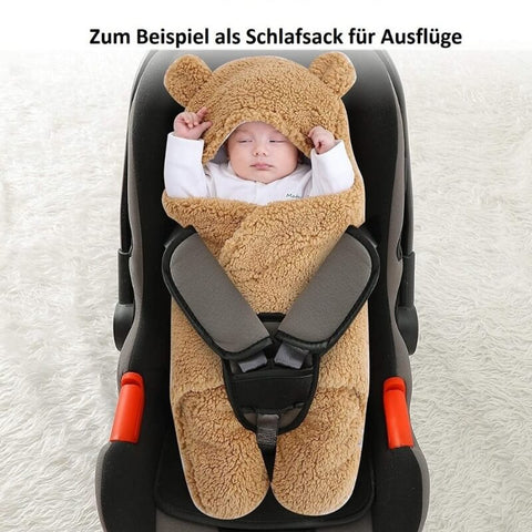 Baby Wickeldecke im Einsatz im Babysitz