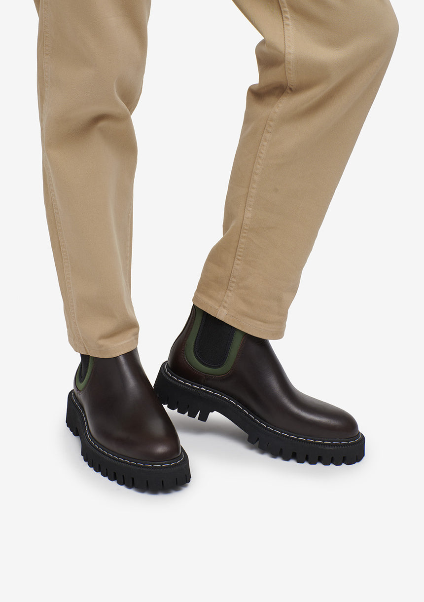 Chelsea boot in leather and neoprene monsieurl