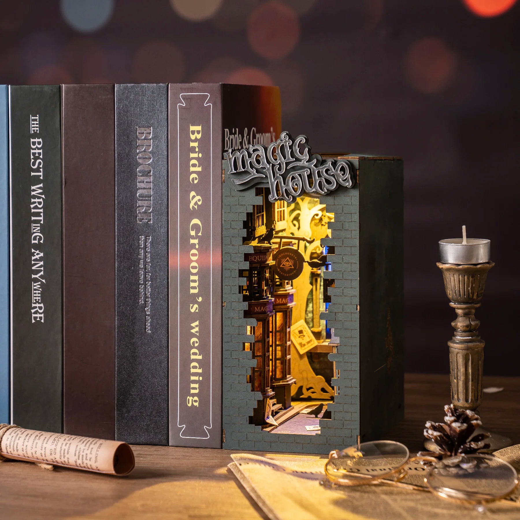 magic house bookend