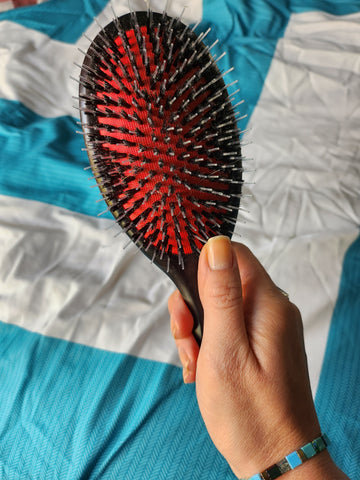 Front-of-free-your-hairbrush