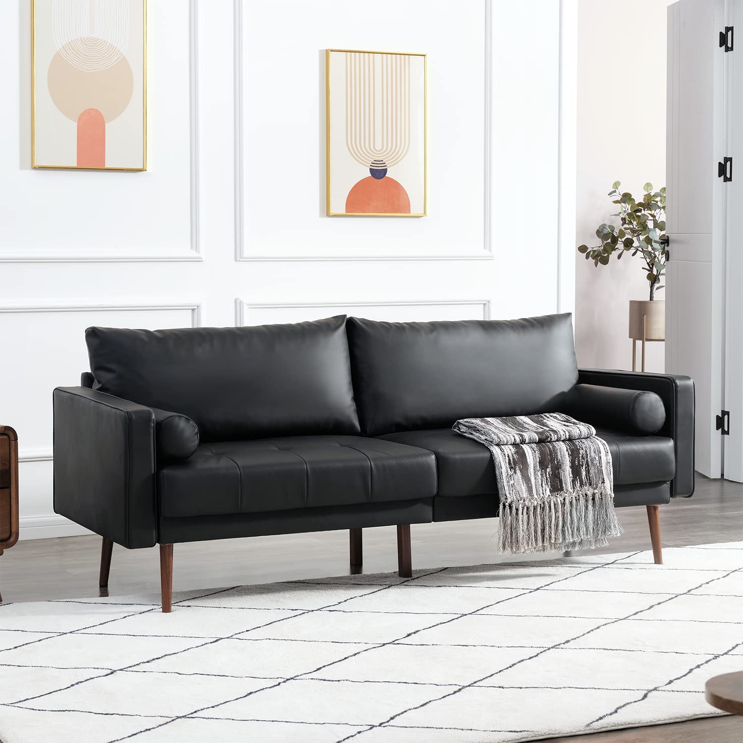 Vonanda Sofa Embellishes a Better Life