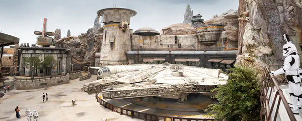 Star Wars Edge Millenium Falcon in Disney World