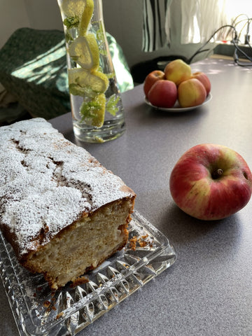 リンゴとリンゴのパウンドケーキ
