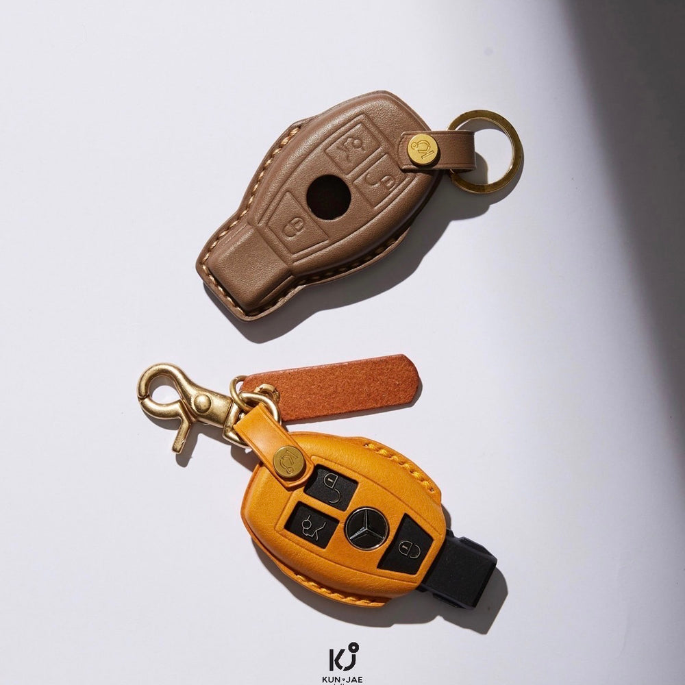 High-Quality Leather Key Case BMW - 82295A2C220OE - Pro Detailing