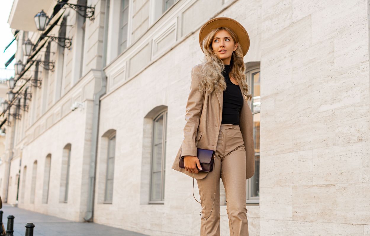 Brown Leather Pants & White Shirt  Brown leather pants, Edgy work outfits,  London outfit