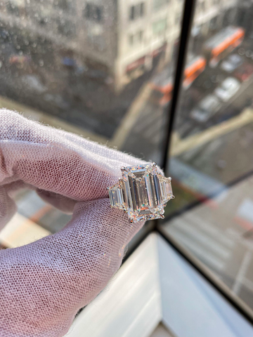 Diamond Ring Emerald Cut