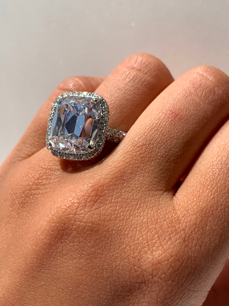 radiant diamond ring