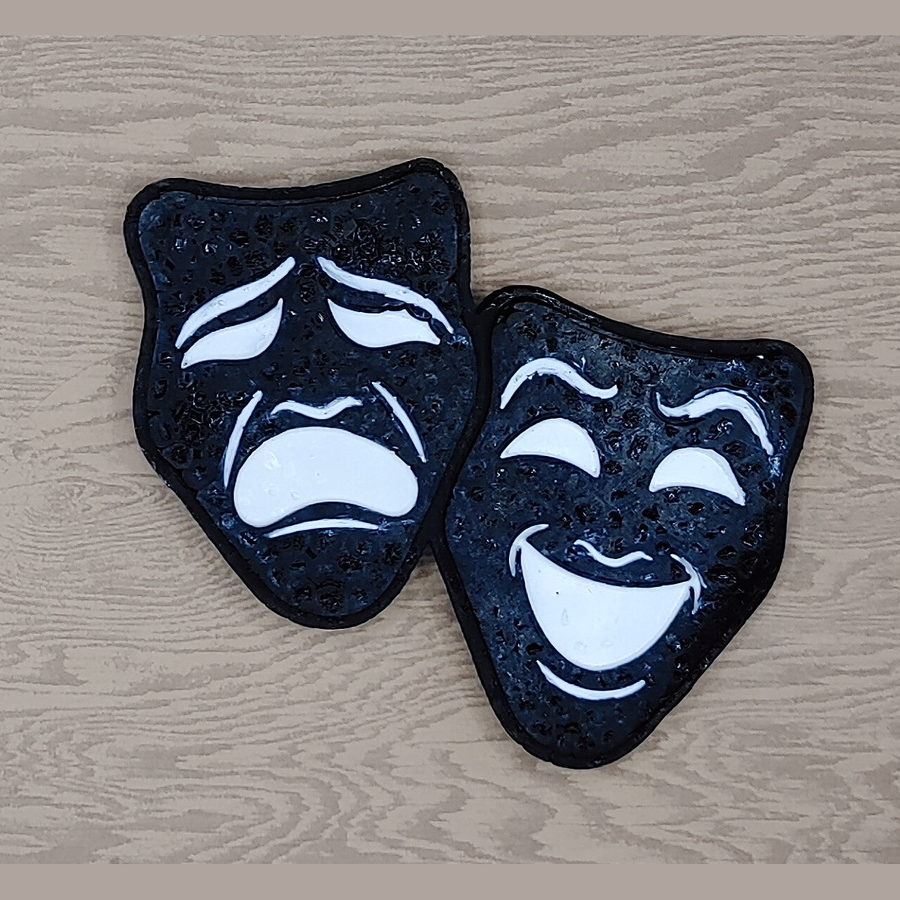 Comedy Tragedy Masks Give-Back Silicone Cookie Mold – Artesão