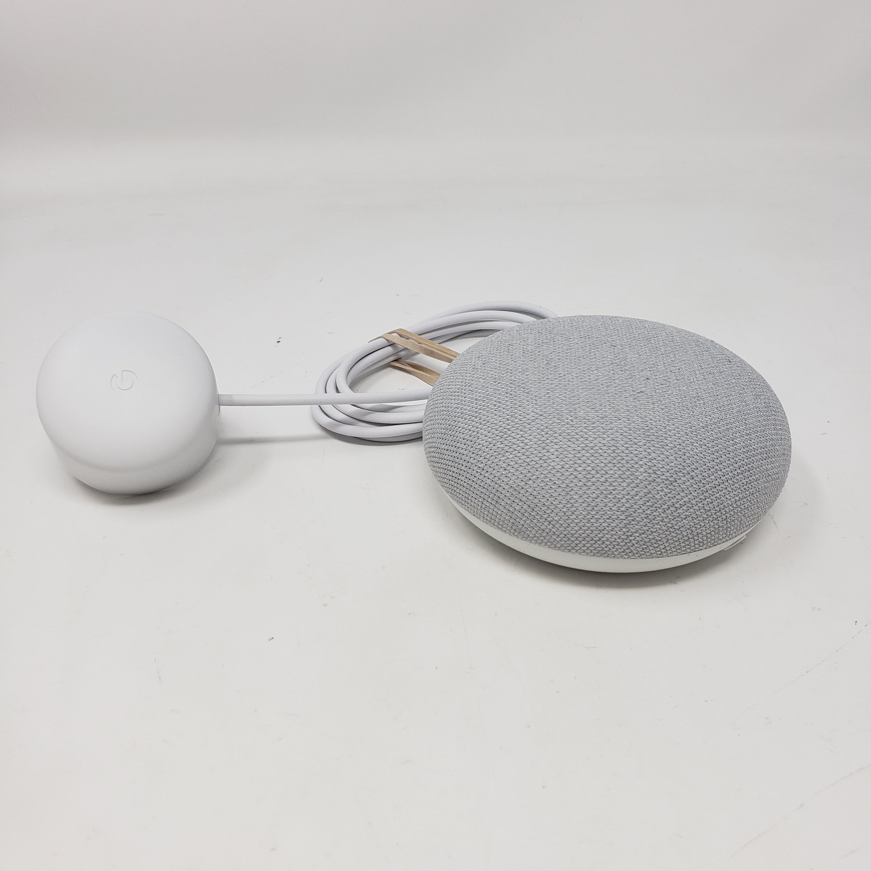 Google Home Mini Smart Speaker With Google Assistant White 10395A-H2C