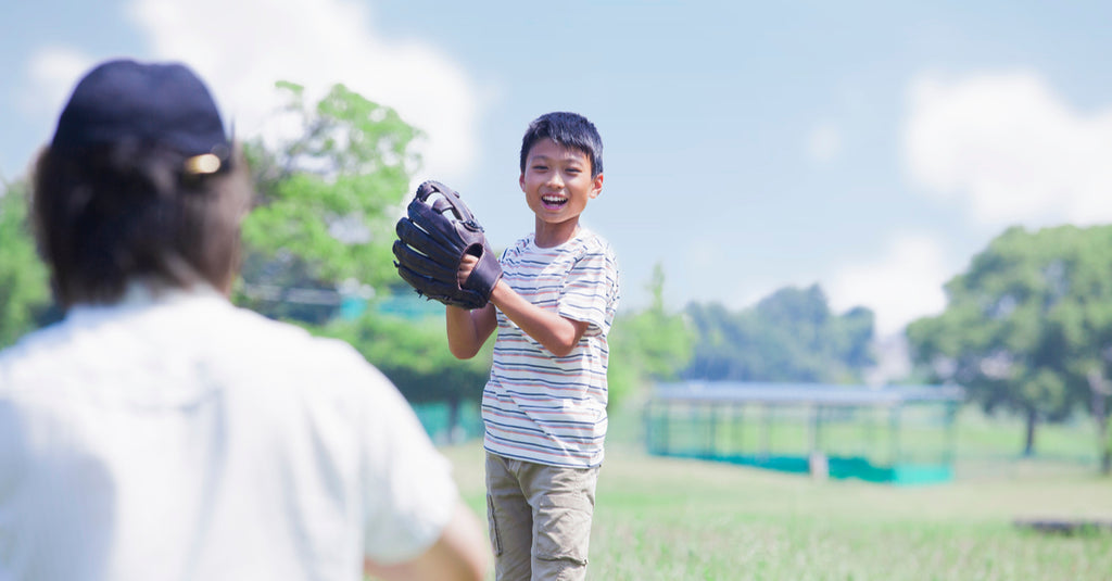 初心者向け 狙った所に投げられる 野球ボールの正しい投げ方解説 Fungoal