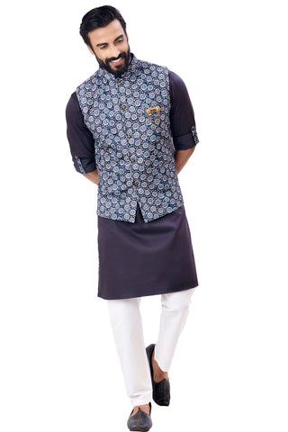 Navy Blue Kurta With Printed Motifs