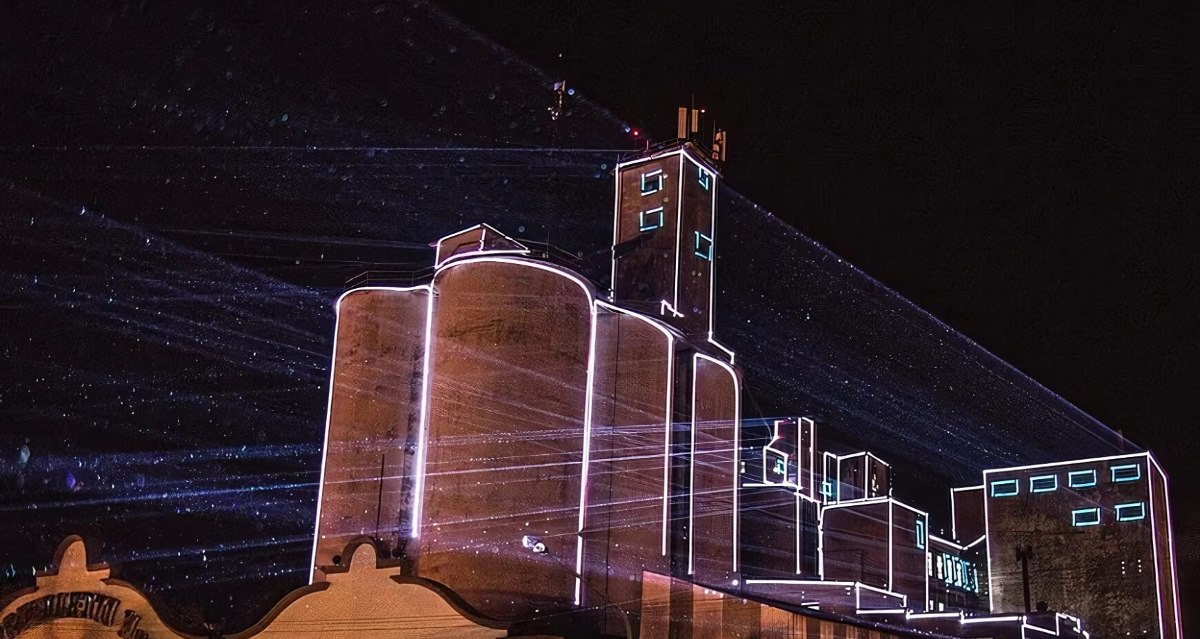 Programmable laser light show projector O60 close-up