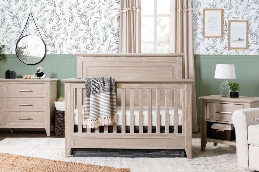 Beckett Flat Top Crib