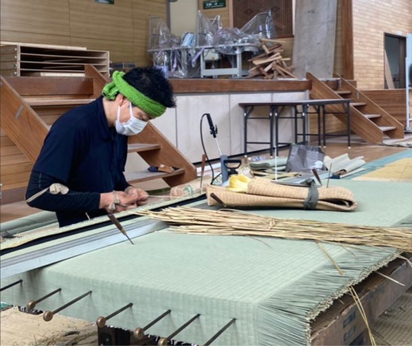 Tatami craftsman hard at work