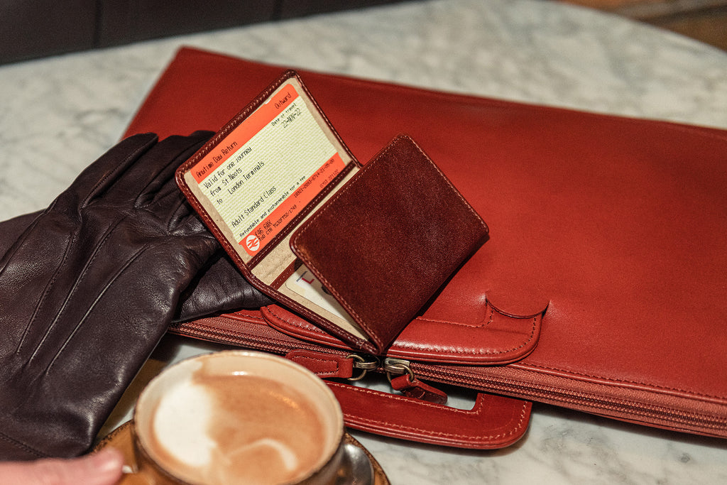 Trifold travel card holder, dark tan