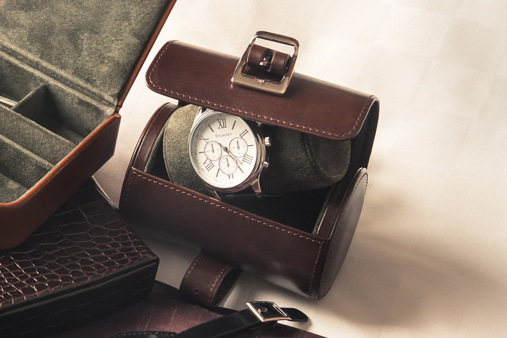 Small leather watch roll