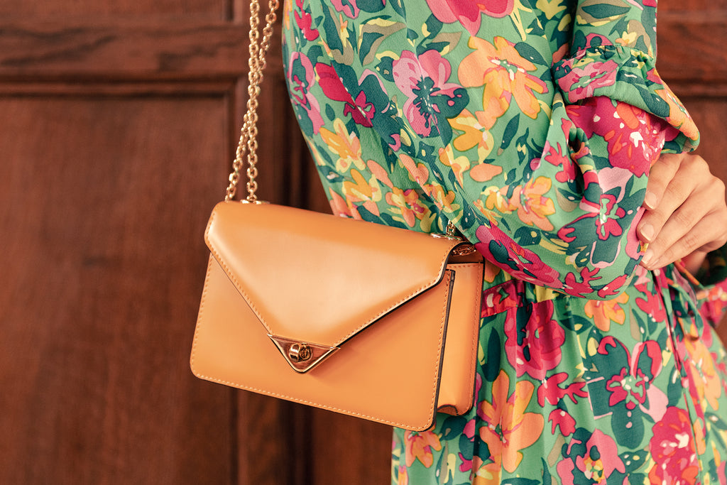 Summer Handbag Trends 2023: Styling for Work and Weddings