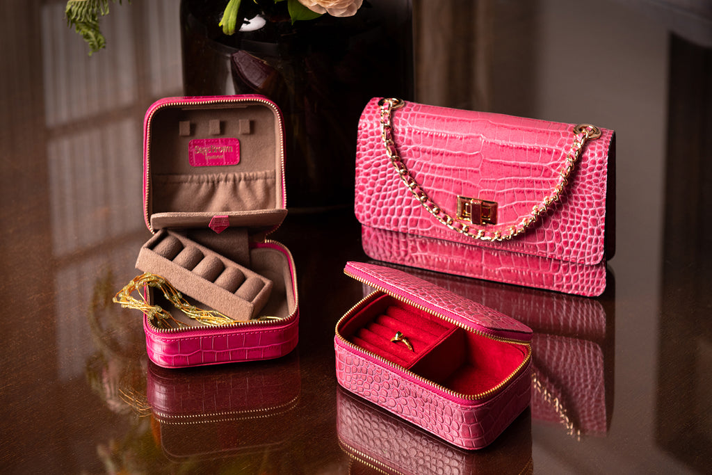 Travel jewellery case, pink croc