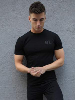 Mens T-Shirts | Free Delivery Over €99* – Blakely Clothing EU