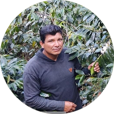 Videlmo from Peru - micro coffee farmer