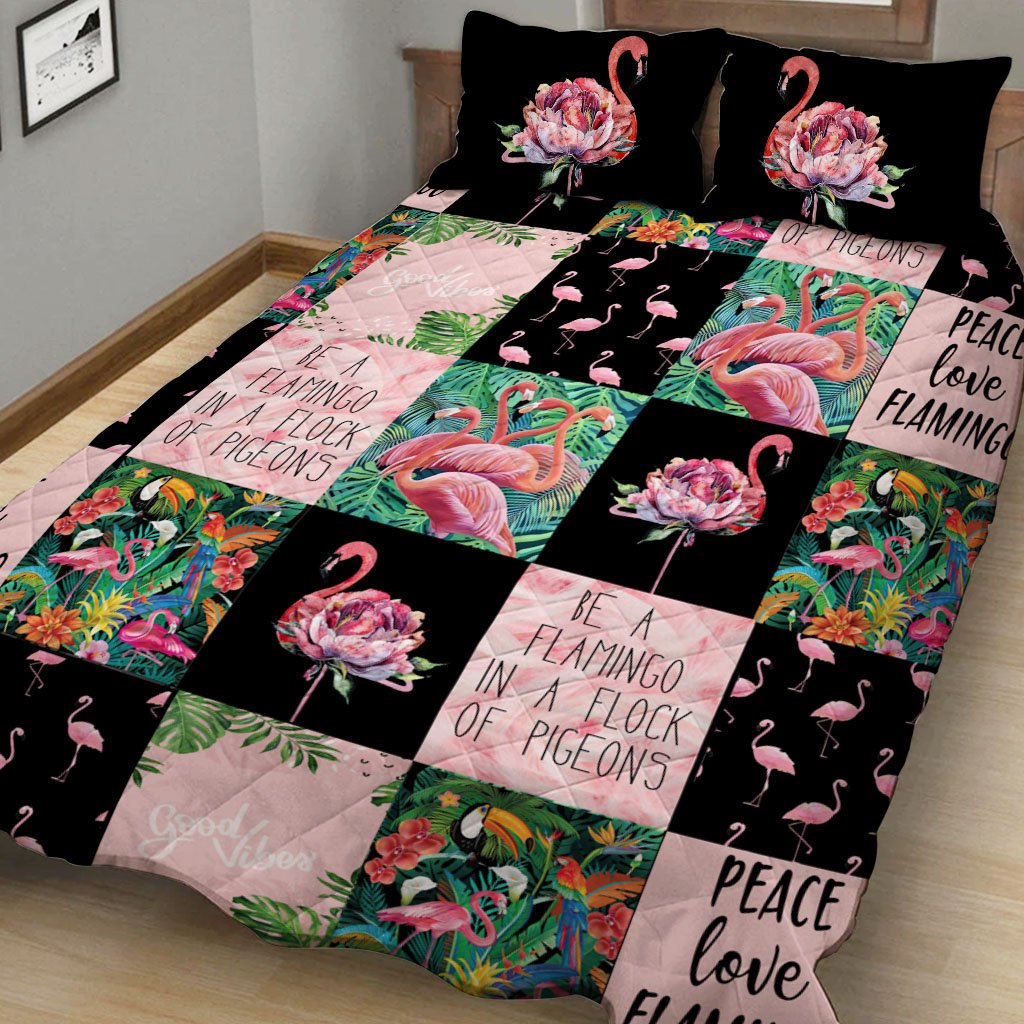 Love Summer - Flamingo Quilt Bed Set