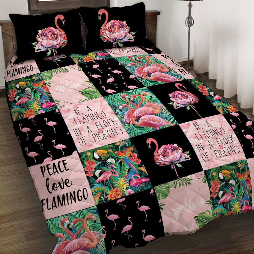 Love Summer - Flamingo Quilt Bed Set