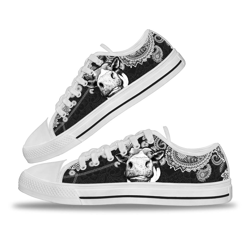 Black And White Cow Cow Low Top Shoes 0622