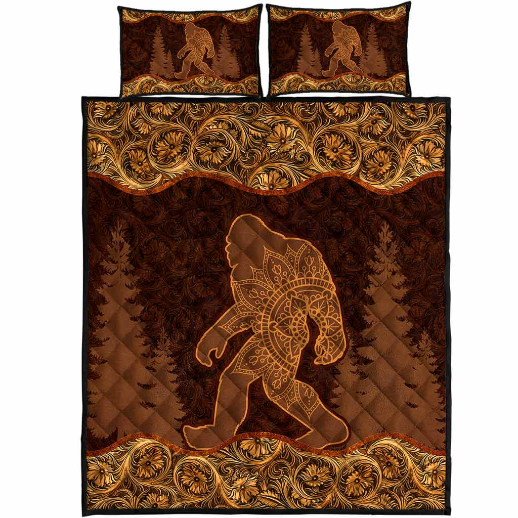 Bigfoot Quilt Bed Set