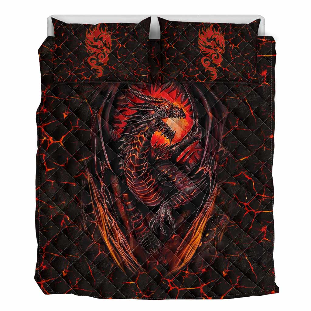 Dragon Lava Quilt Bed Set