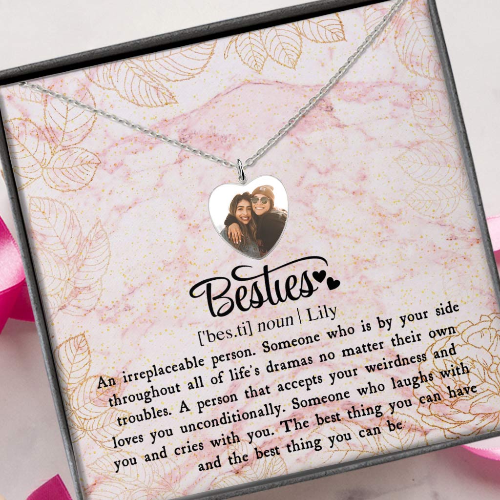 An Irreplaceable Person - Personalized Bestie Heart Pendant Necklace