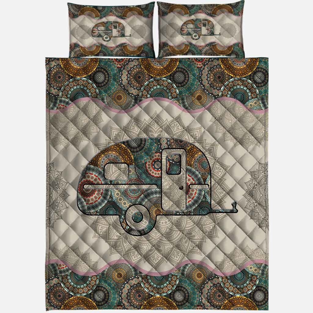 Love Camping Quilt Set