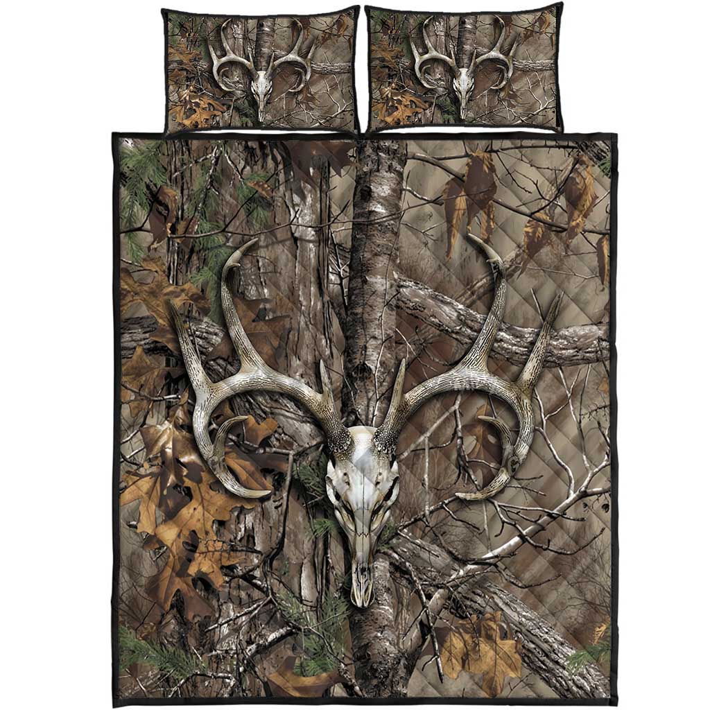 Hunting Quilt Bed Set