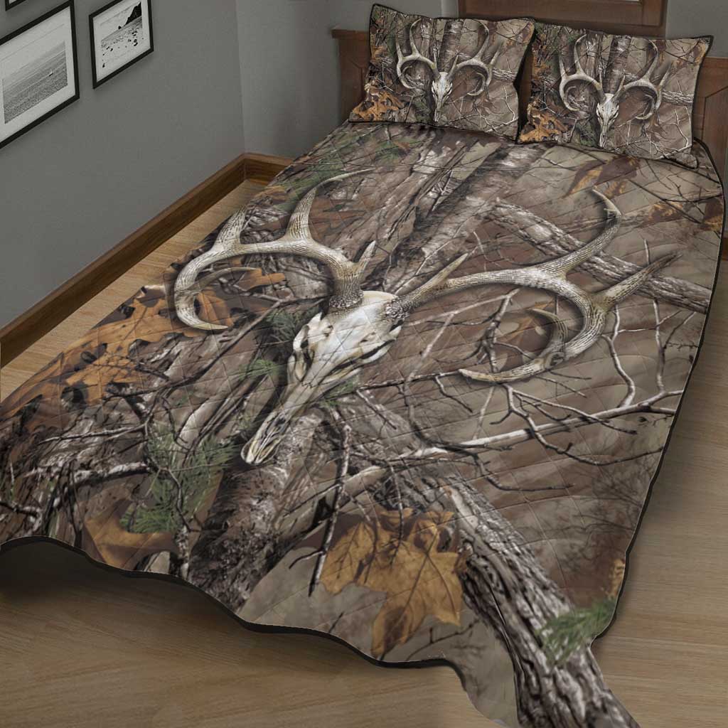 Hunting Quilt Bed Set