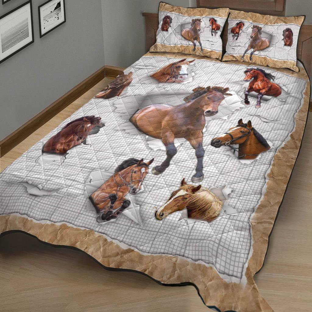 Horses Quilt Bed Set