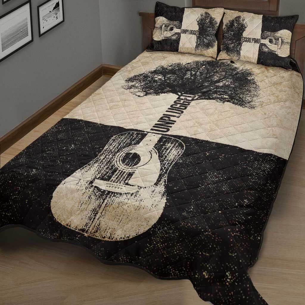 Unplugged Vintage Color - Guitar Quilt Bed Set