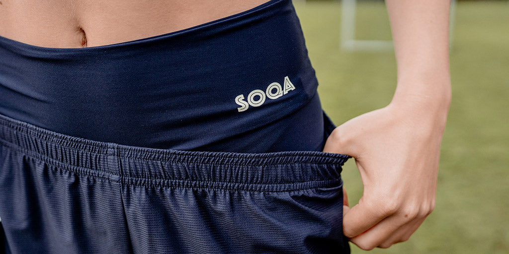 SOQA Performance-Kleidung für aktive Fußballerinnen
