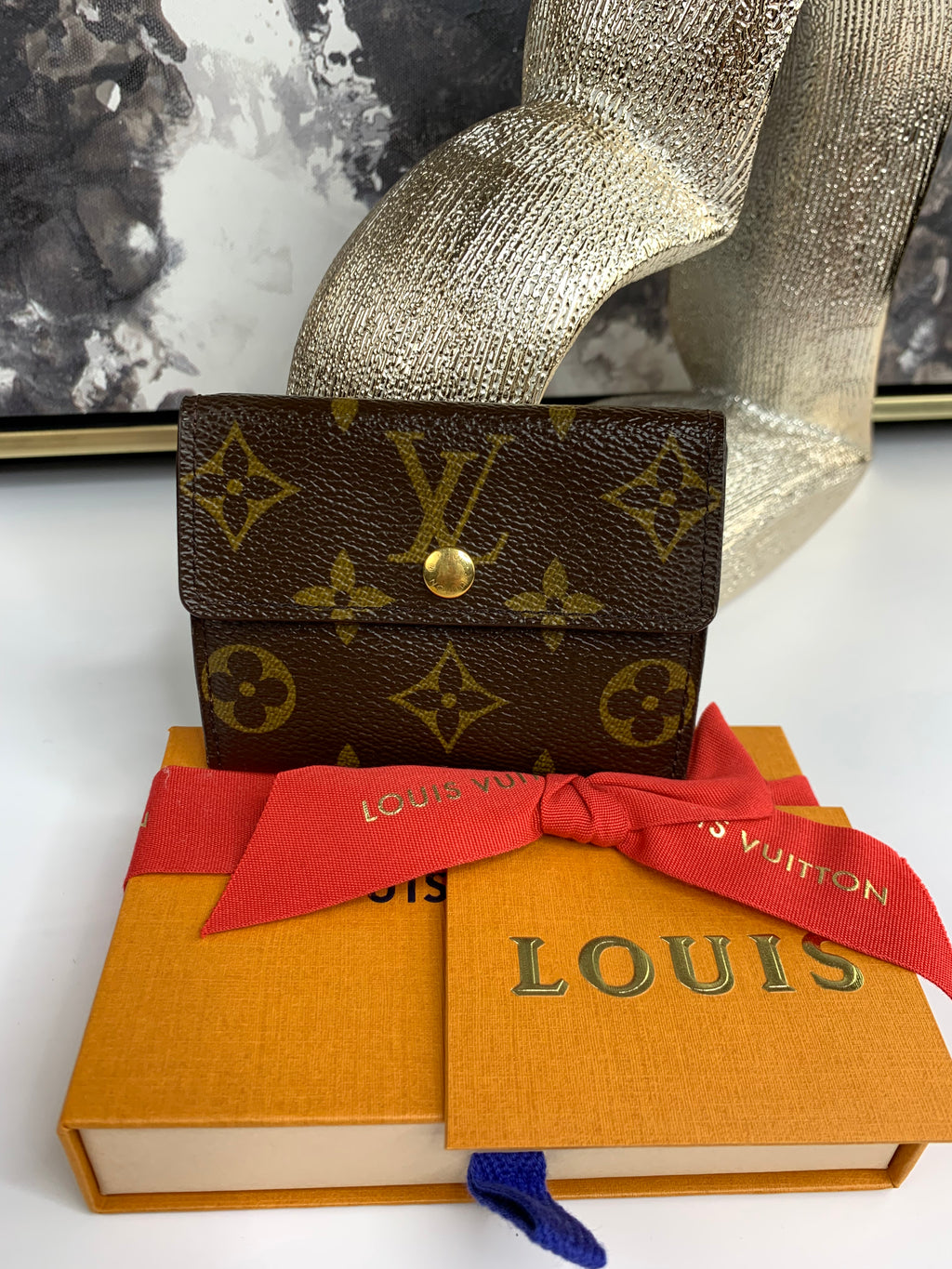 Louis Vuitton Sarah Wallet – yourvintagelvoe