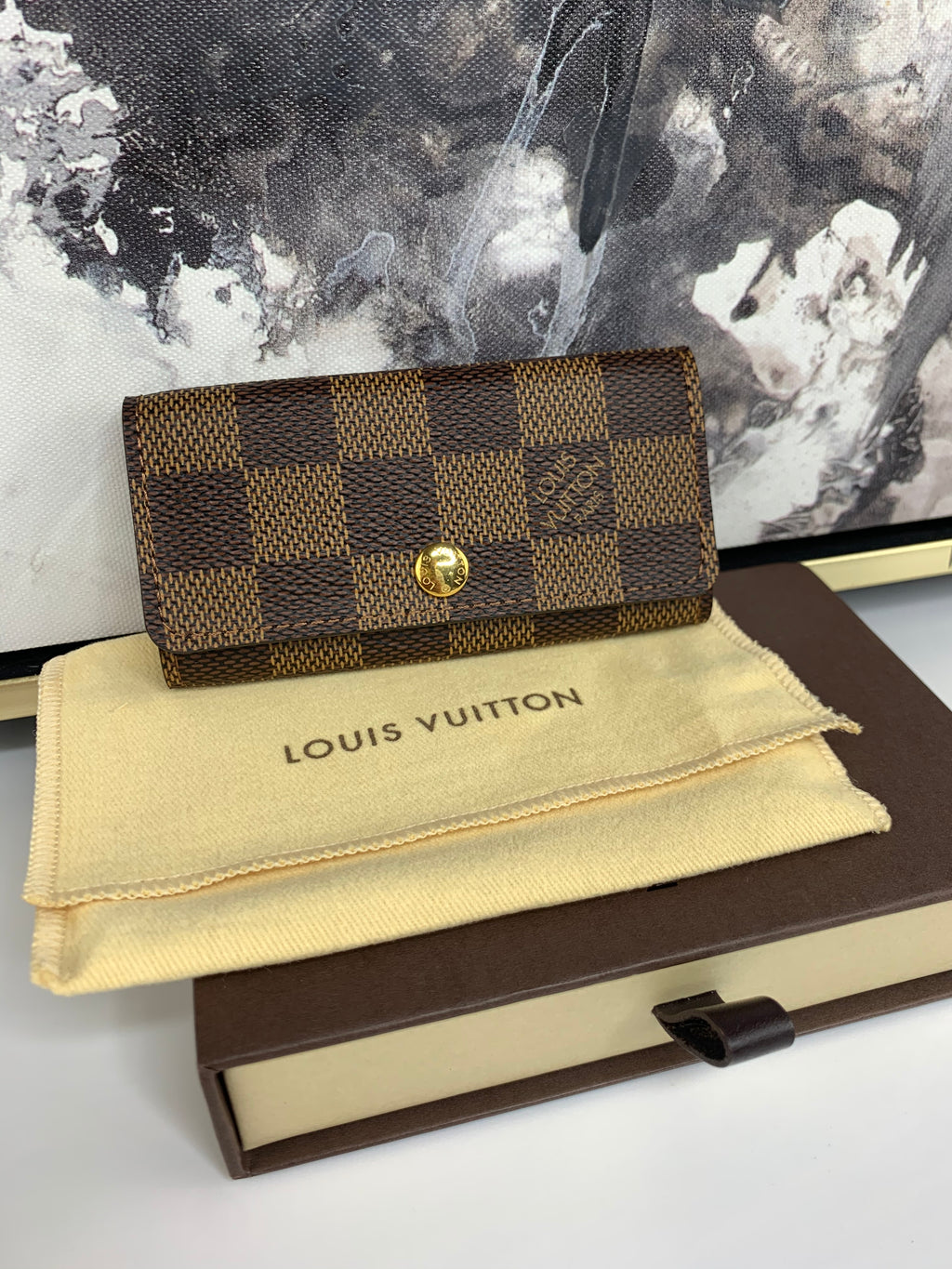 Authentic Louis Vuitton 4 Key Holder Damier Ebene