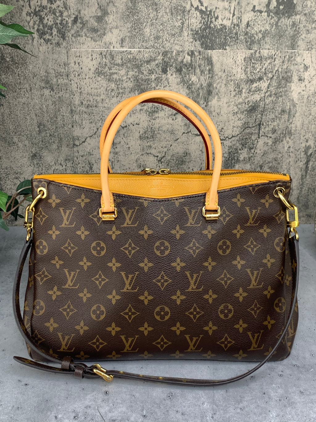 Louis Vuitton Danube PM – yourvintagelvoe