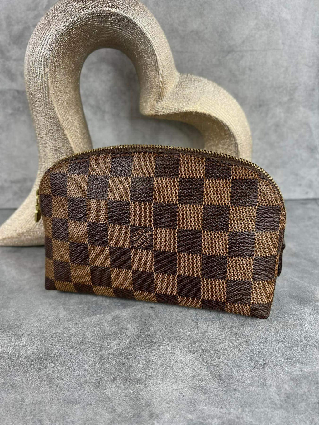 Louis Vuitton Cosmetic Pouch PM – yourvintagelvoe