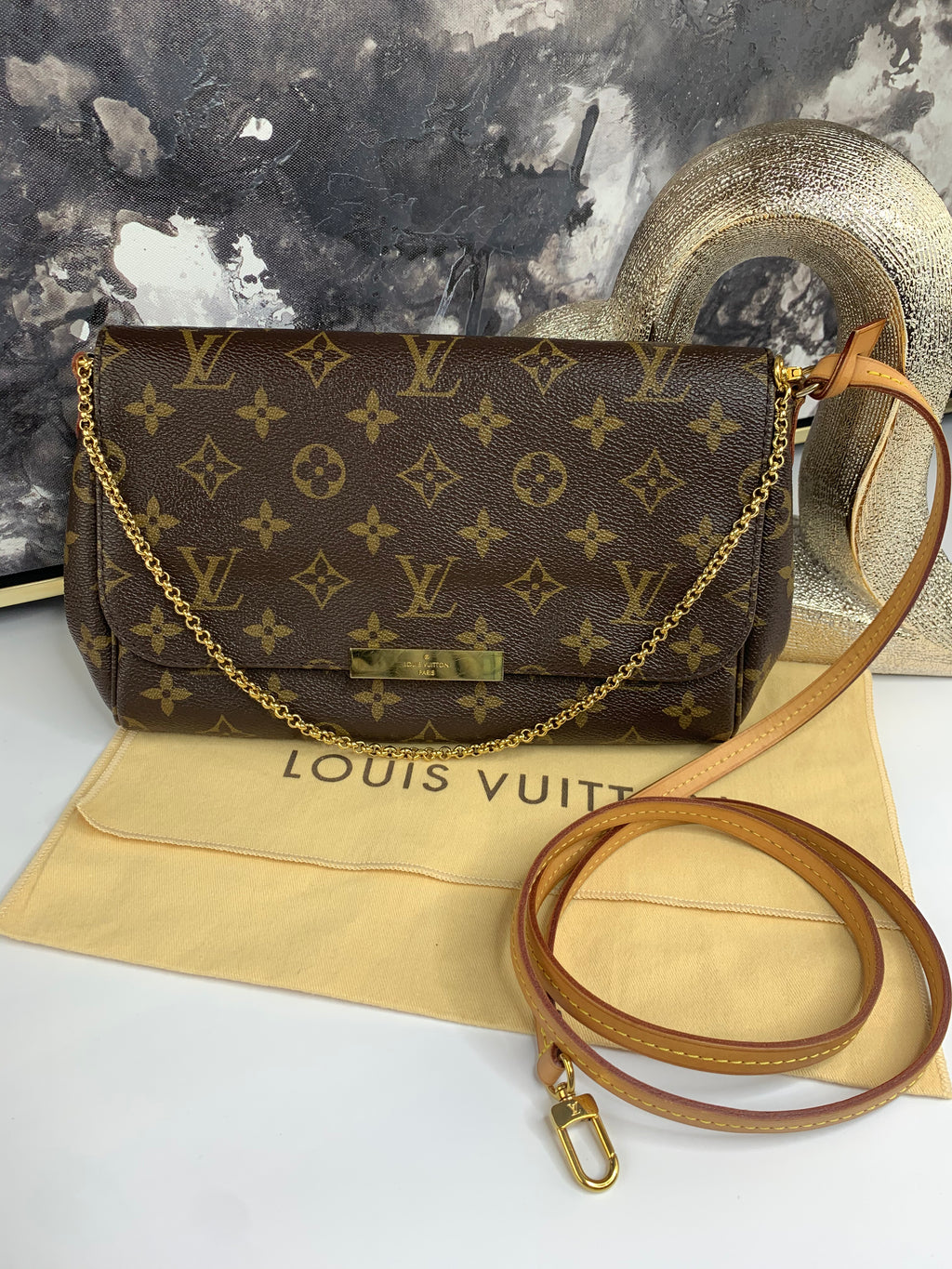 Louis Vuitton Favorite MM – yourvintagelvoe