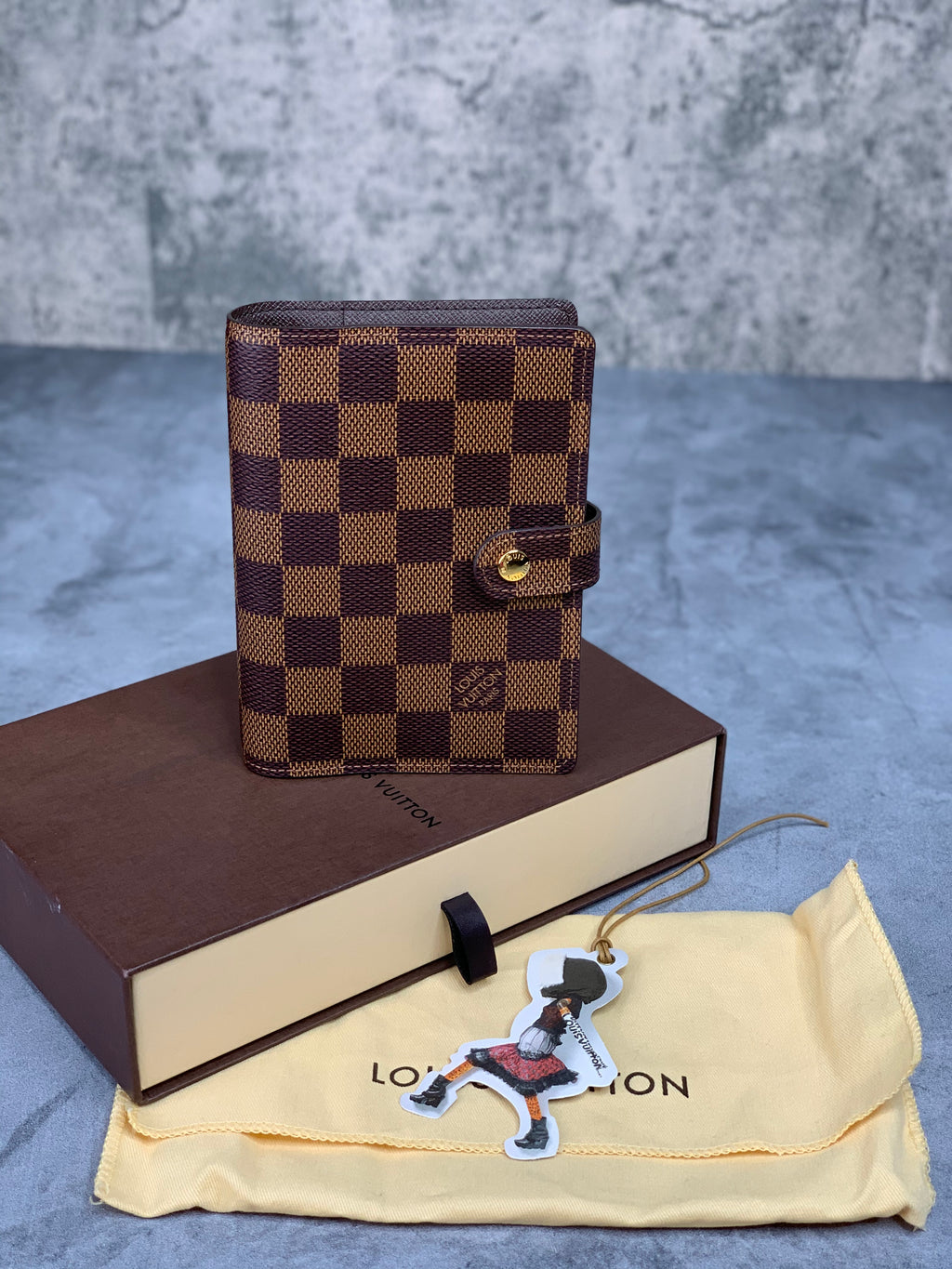 Louis Vuitton Mens Marco Wallet – yourvintagelvoe